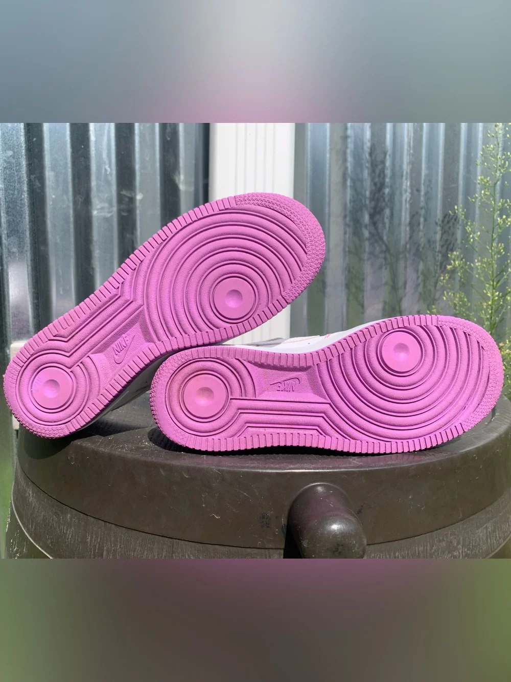 Nike Air Force 1 Low GS ‘Contrast Stitch-Fuchsia Glow’  Nike CW1575-110